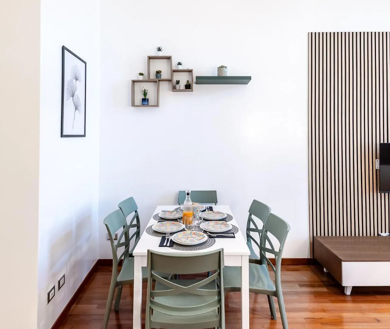 Stayeasy Montenero48 - Portaromana City Center ميلان شقة